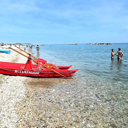 Villa Liberty B&B Fano Εξωτερικό φωτογραφία